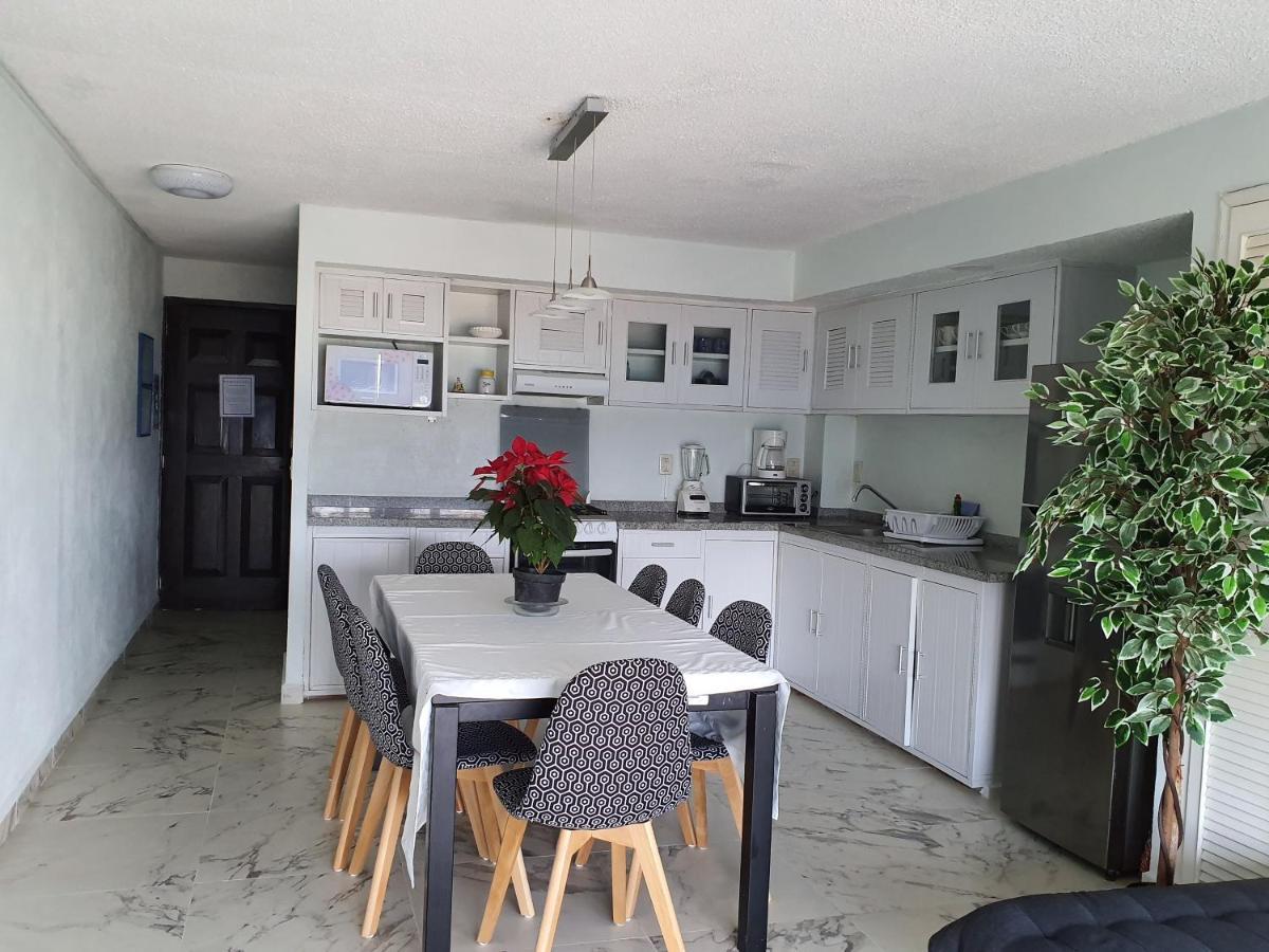 Marlin Turquesa Departamentos Frente Al Mar Apartment Cancun Ngoại thất bức ảnh