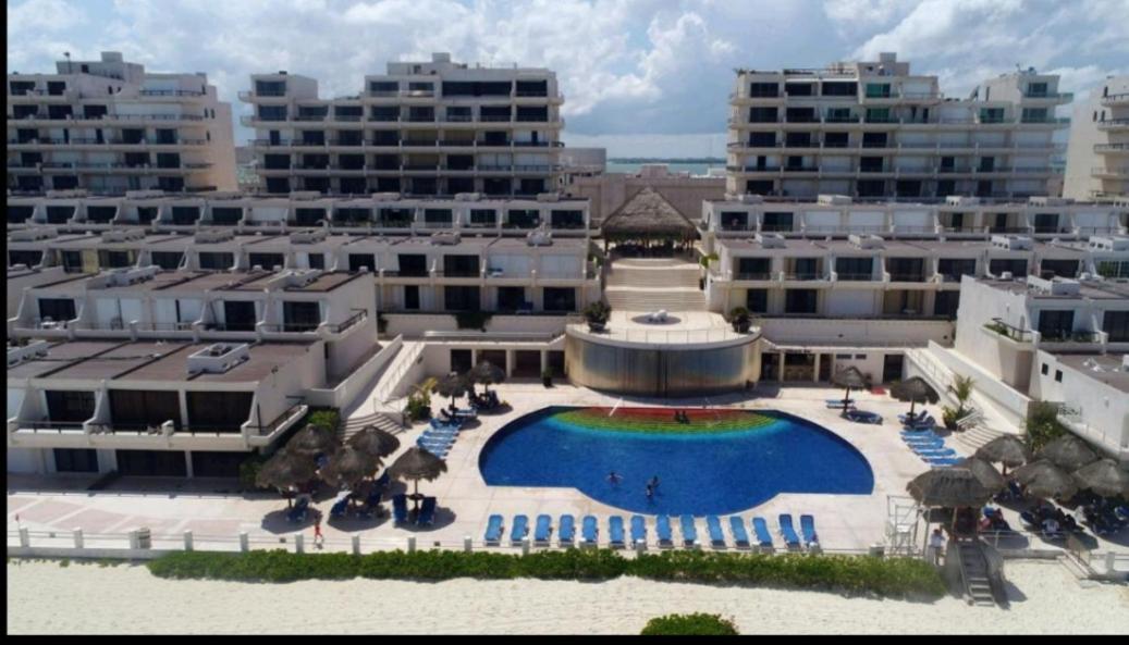 Marlin Turquesa Departamentos Frente Al Mar Apartment Cancun Ngoại thất bức ảnh