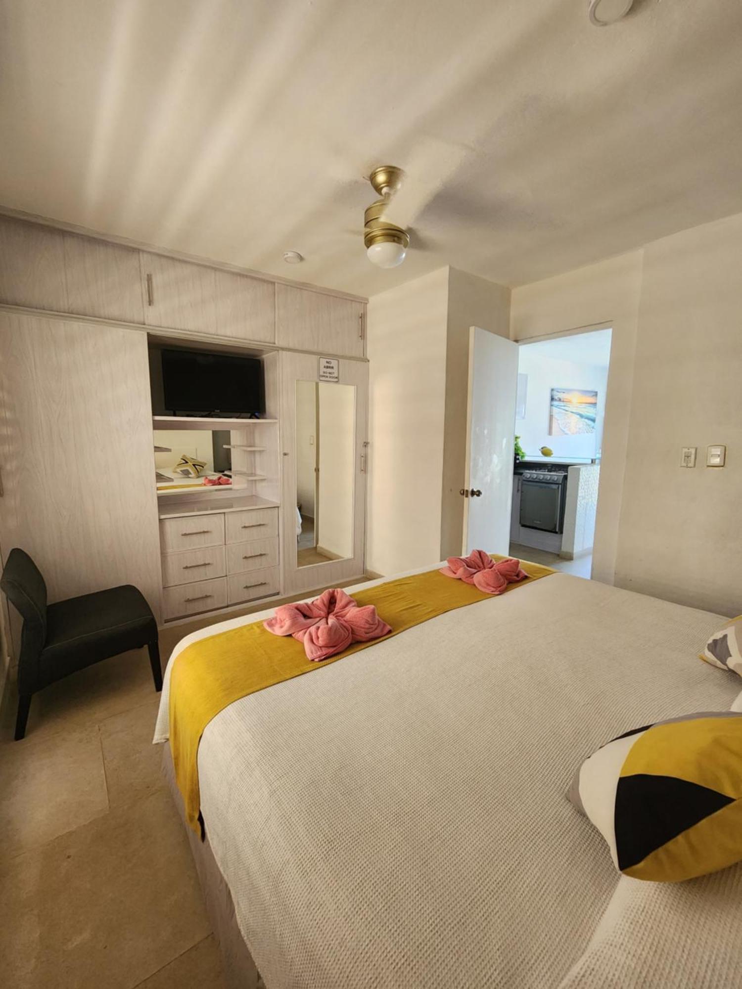 Marlin Turquesa Departamentos Frente Al Mar Apartment Cancun Ngoại thất bức ảnh